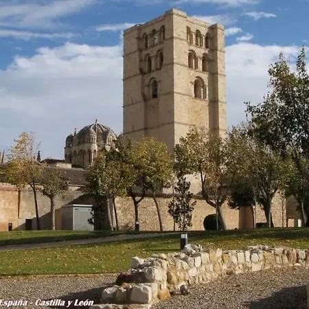 Casa Varis